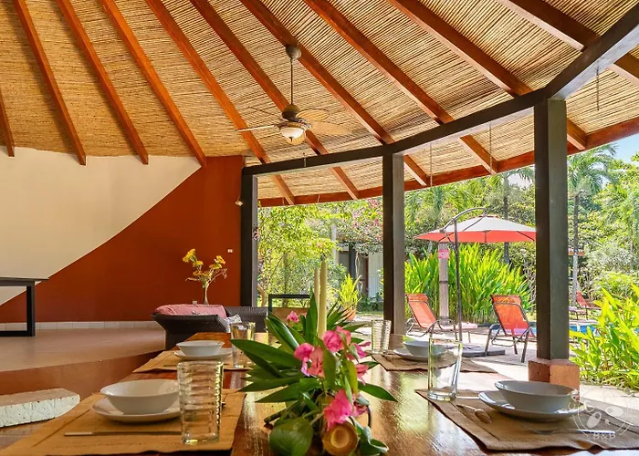 Casa Mapache Pool And Breakfast Available Near Guest house 3*