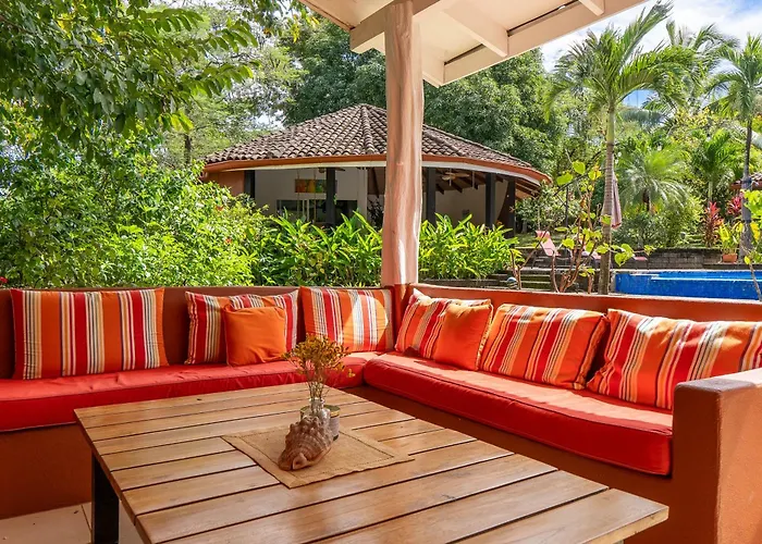 Guest house Casa Mapache Pool And Breakfast Available Near Tamarindo
